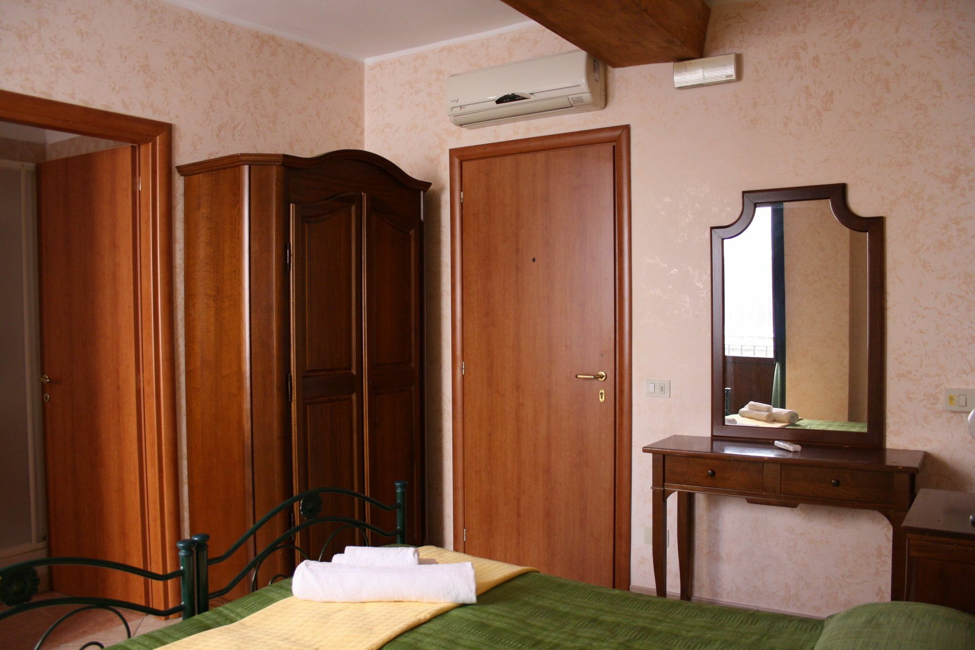 Cityguesthouse Катандзаро Екстер'єр фото